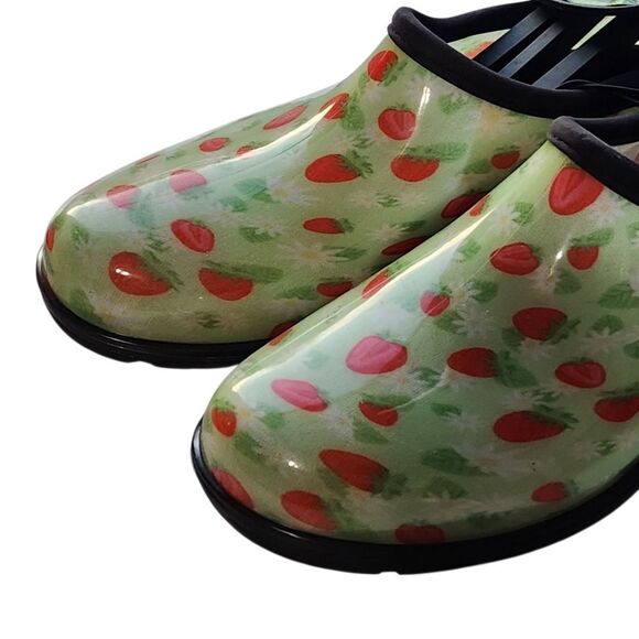 GroundWork Waterproof Garden Clogs Womens Size 10 M Strawberries Rubber Shoes - Picture 5 of 6